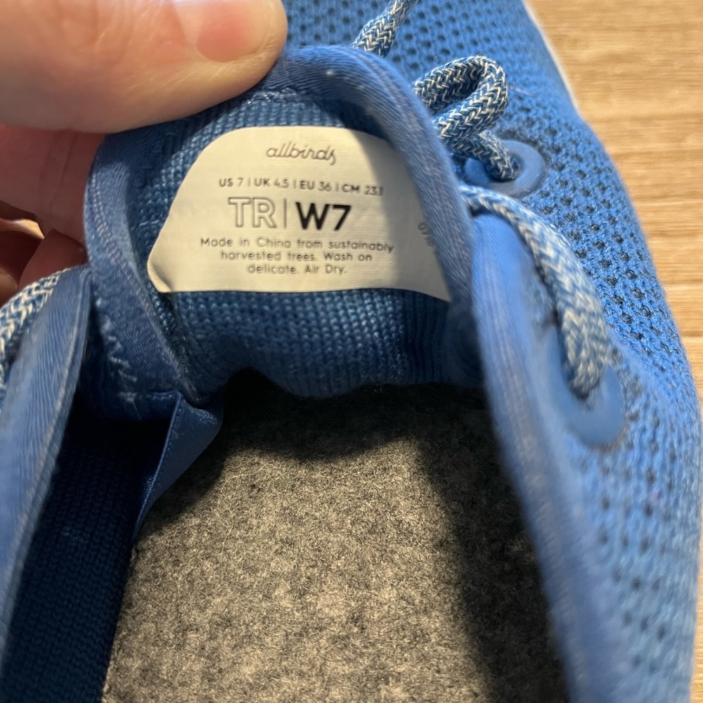 Women’s Allbirds Size 7